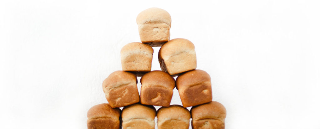 Gestapelte Brotlaibe aus dem BreadBot